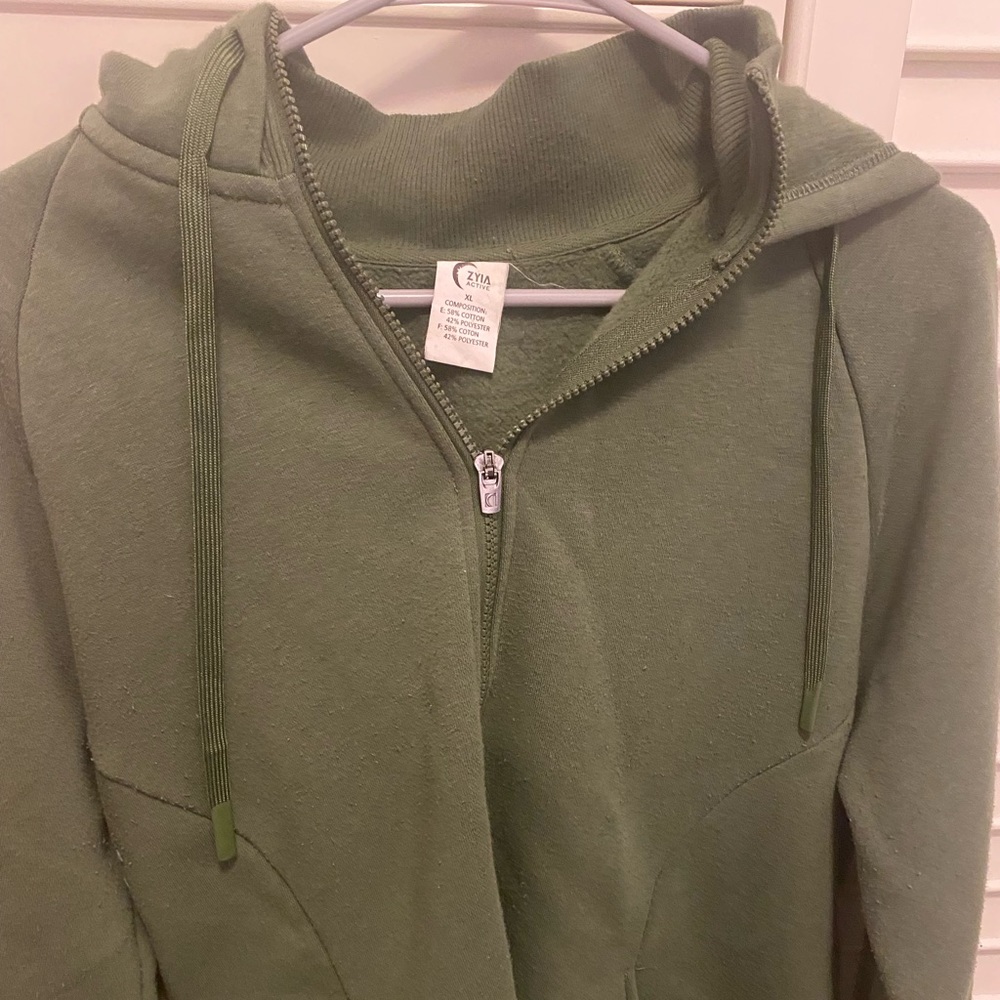 Zyia Active Zip up jacket